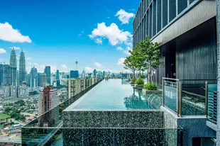 豪華單臥公寓 - 近雙子塔OYO Home Deluxe Studio Expressionz Suites KLCC Infinity Pool