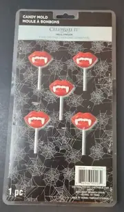 Wilton Celebrate It Plastic Candy Mold Lollipop 2115-2499 Vampire Teeth Fangs