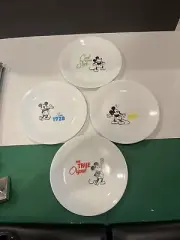 Corelle Disney Mickey Mouse 8.5" Plates set of 4 USA