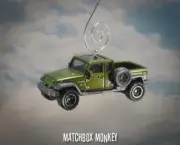 Jeep Gladiator Truck SUV Custom Christmas Ornament 1/64 Scale Adorno Pickup