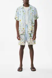 LONG WALK SHORT WITH ELASTIC BACK FLORAL FREEFALL