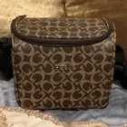 Travel/ Bags Guess Women’s Cosmetic Bag Pouch Mocha Logo Artwork Design