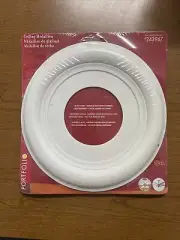 NEW PORTFOLIO CELING MEDALLION 10" FLORET WHITE ROUND BEAUTY RING