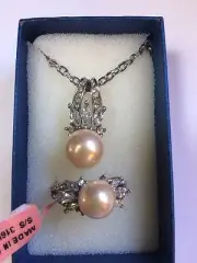 Size 9 Peach Shell Pearl Ring and Pendant