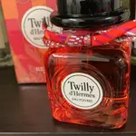 HERMES 粉紅絲巾 TWILLY EAU POIVREE 淡香精