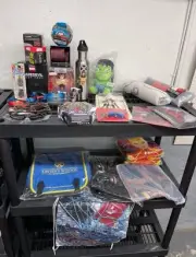 27 Peice Marvel Collectible Set