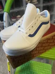 Vans Old Skool Blue And White Size 6.5Y