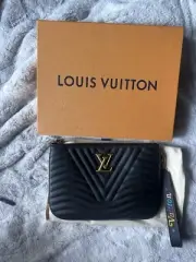 Louis Vuitton Epi New Wave Zipper Pochette - Rare