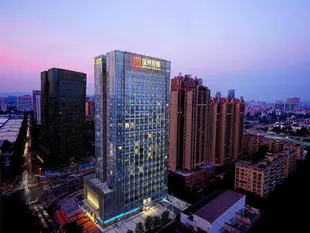 廣州珠光星御公寓新城御景店Royal Star Apartment Central City Branch