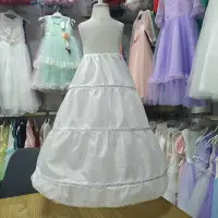 在飛比找Yahoo!奇摩拍賣優惠-兒童禮服裙撐花童公主蓬蓬裙女童裙撐女孩禮服婚紗裙鋼圈白色裙撐