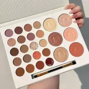 26 Colors Eyeshadow Palette Earth Color & Highlight Blush Palette
