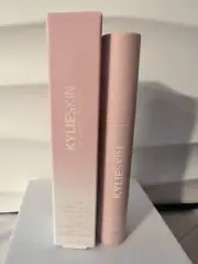 KYLIESKIN KYLIE JENNER CLEAR COMPLEXION CORRECTION STICK 0.17 Oz/5ml NEW IN BOX