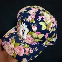 在飛比找蝦皮購物優惠-DSSENT 花帽 Snapback