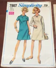 Vtg Simplicity Pattern 7807 Misses’ Dress Size 12 Bust 34 Uncut