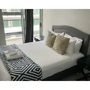 Spacious Two Bedroom, Prime Location Princes Wharf