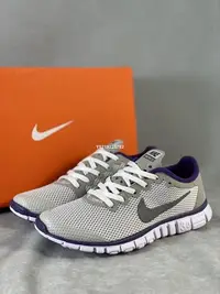 在飛比找Yahoo!奇摩拍賣優惠-NIKE FREE 3.0 時尚  百搭 付復古 跑步鞋 女