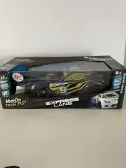 Maisto Tech R/C Street Series Radio Control Car # 9 (NEW)