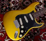 SCHECTER: L-A-ST-AL/REG(Egyptian Gold Electric Guitar
