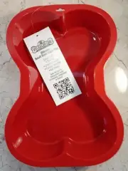 K9 Cakery Silicone Small Bone Cake Pan NWT 9 x 6 x 2 inch Red Bake Ice Gelatin