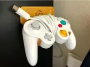 Nintendo GameCube Controller Wall Mount Gamepad Stand Low Profile