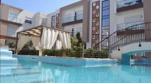 Cosy S+2 Meuble avec Piscine @ Soukra Parc