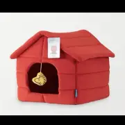 NWT PEANUTS by Berkshire Red Pet Hut Dog Cat Bed House Snoopy Woodstock NEW
