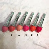 在飛比找蝦皮購物優惠-JILL STUART ✨全新商品✨櫻桃漾唇彩💎鑲有施華洛世