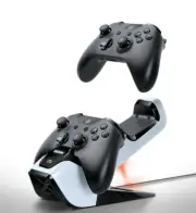 BIONIK BNK-9029 Charging Stand Xbox One Controller with Two Batteries