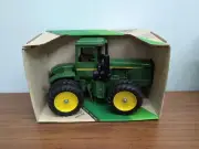 1/16 Ertl Farm Toy John Deere 8650 Tractor Stock# 5508