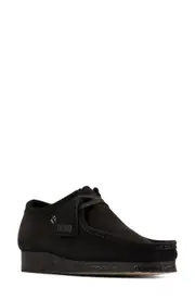 Clarks(r) Wallabee Chukka