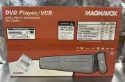 New In Box Magnavox DV225MG9 DVD VCR VHS Combo Player Sealed