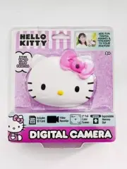 Hello Kitty Digital Camera New in the pack MINT RARE OOP