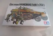 Tamiya 35020 1/35 Scale Military Model Kit German Hanomag Sd.kfz 251/1 A