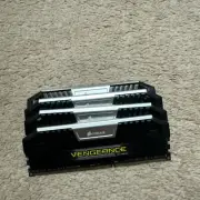 Corsair Vengeance Pro Series 32gb (8 Gb X4) DDR3 Ram