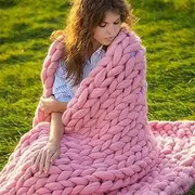 Riyueyi Chunky Knit Blanket Merino Wool Hand Made Throw Boho Super Thick Warm Cosy Throw Blanket Braided Cable Knit Blanket Chunky Knit Crochet Blanket,Pink,100x100cm/39x39in