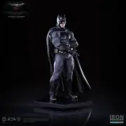 Iron Studios Batman v Superman Batman 1/10 Statue DC Comics NEW SEALED