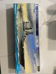 Fujimi Lexington US Aircraft Carrier Sea Way Model 1/700 44116 NIB Model Kit
