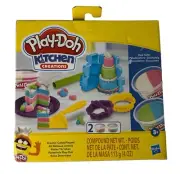 PLAY-DOH Kitchen Creations Cakes Playset NEW