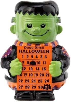 HALLOWEEN Scentsy Warmer Countdown to Halloween Warmer NIB with FREE BAR!
