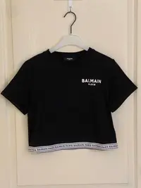 在飛比找Yahoo!奇摩拍賣優惠-全新 Balmain   logo print 黑色 短版 