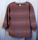 Nwt Round neck Chevron Pullover Blouse M Burgundy Pink 3/4 sleeve Button cuffs