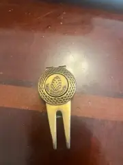 The Woodlands (Texas) logo golf ball marker and divot repair tool