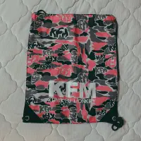 在飛比找蝦皮購物優惠-KFM 黑紅迷彩束口袋