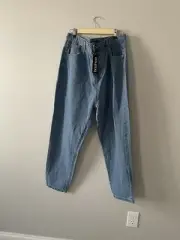 Boohoo Plus Mom Jeans Size 16
