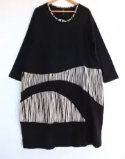 New Taking Shape Dress 18 Womens Knit TS Black Cream Pockets Knee Length