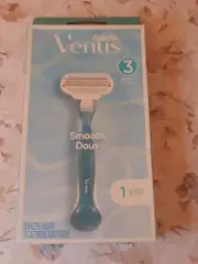 NEW Gillette Venus Smooth Doux Women's Razor, 1 Handle, 1 Cartridge