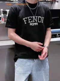 在飛比找Yahoo!奇摩拍賣優惠-Fendi 芬迪夏季新款男士圓領毛織短袖t恤 時尚百搭透氣舒