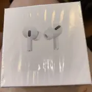 White Wireless Ear Pods w/Wireless Charging Case