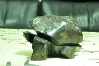在飛比找Yahoo!奇摩拍賣優惠-蘇瑞鹿  太極石雕創作  鐵丸石太極龜 3
