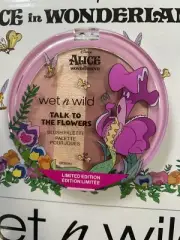 NEW Wet N Wild Alice In Wonderland Talk to the flowers Blush palette